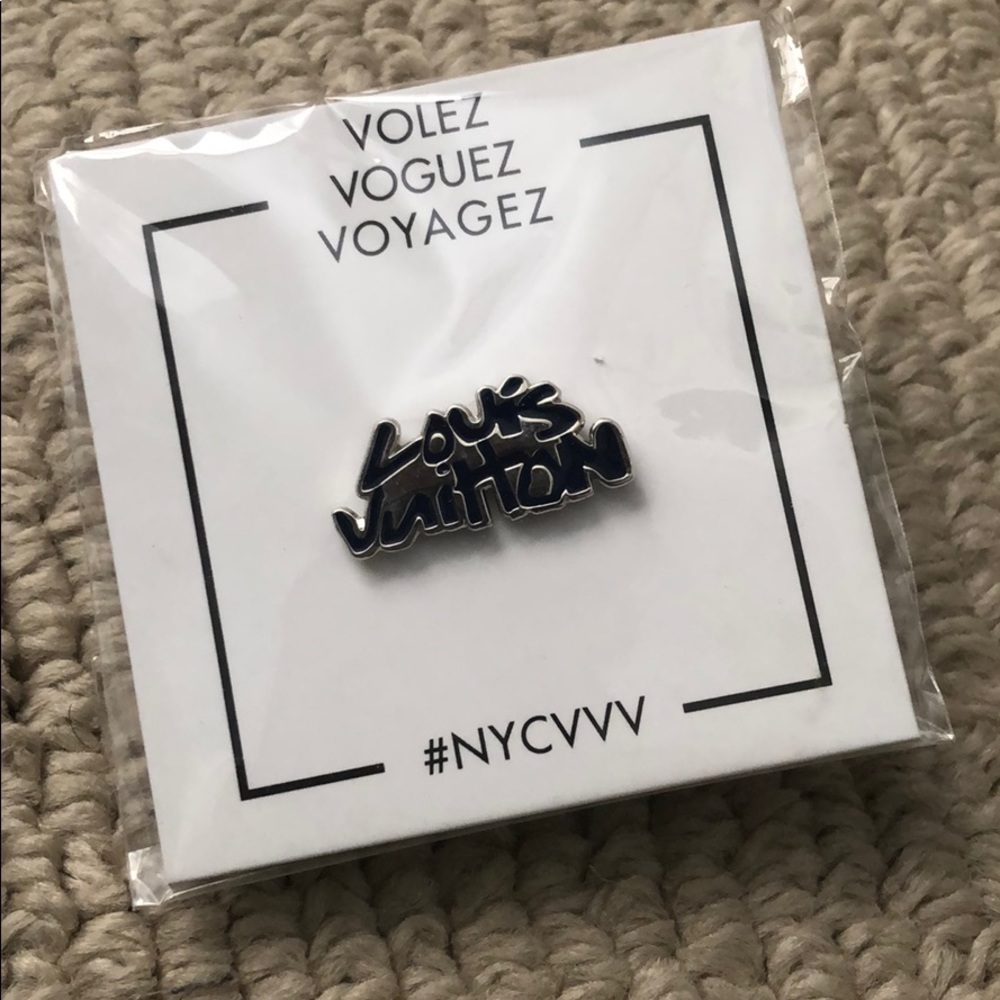 Louis Vuitton Pin #NYCVVV